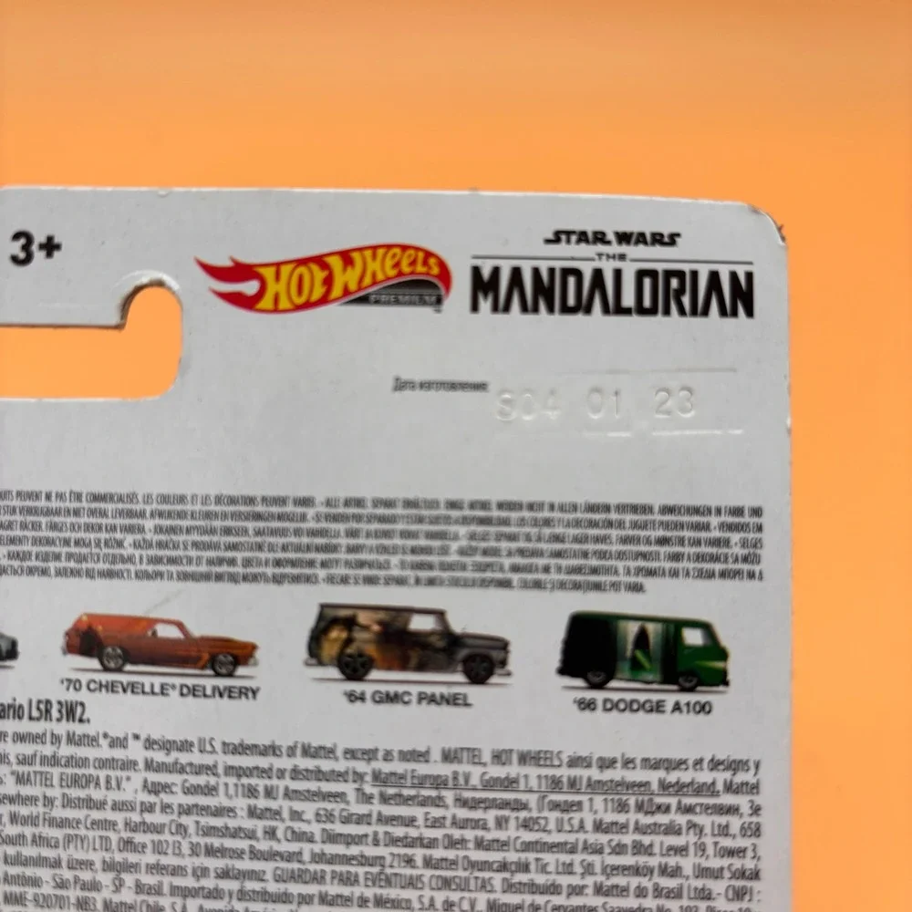 Hot Wheels Premium Star Wars The Mandalorian 59 Chevy Delivery Real Riders HKC96
